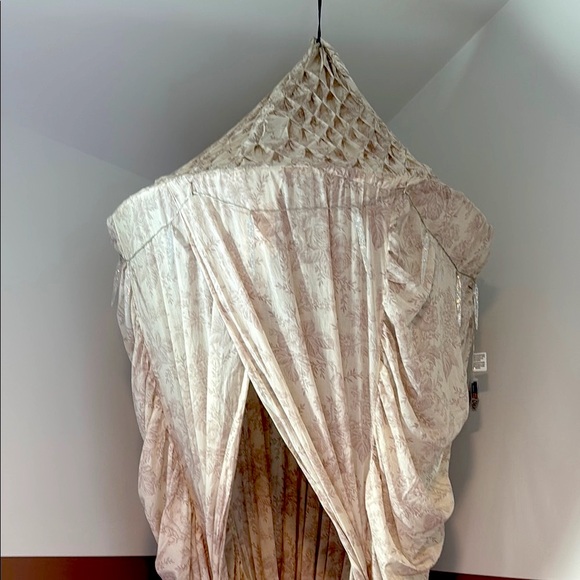 Restoration Hardware KIDS Cream & Pink Canopy Tent